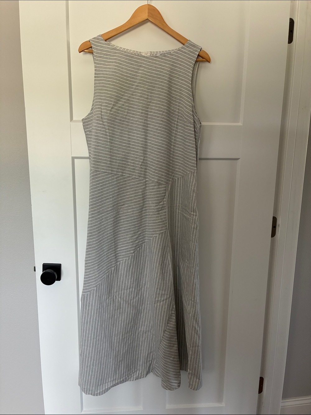 Striped Sleeveless Gray & White Maxi Dress